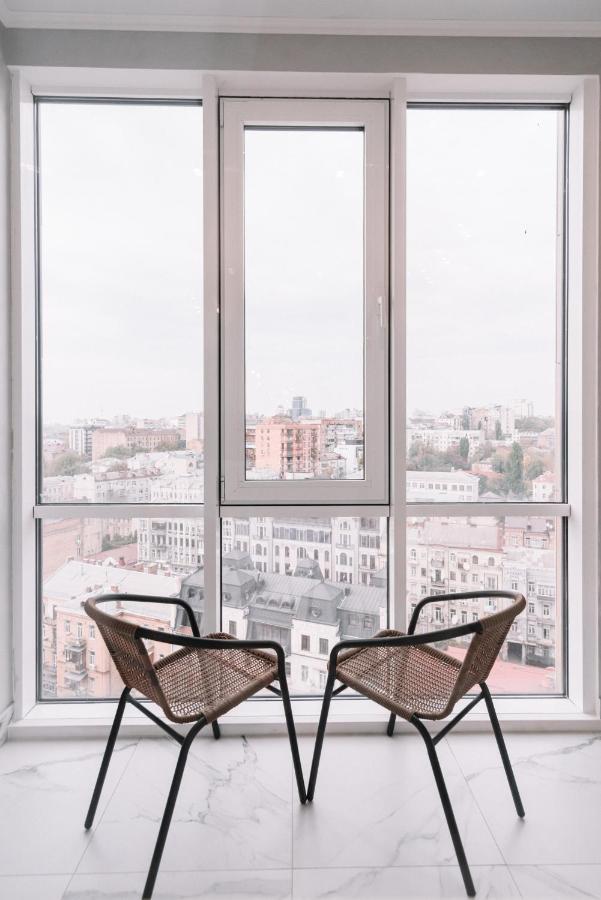 Royal Tower Vip Smart Apartments 1 Kiev Extérieur photo