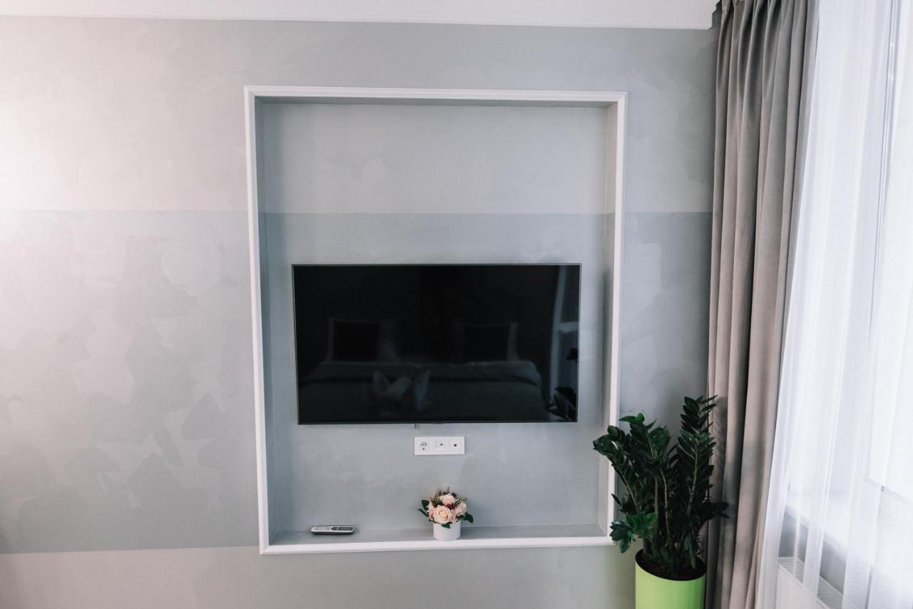 Royal Tower Vip Smart Apartments 1 Kiev Extérieur photo