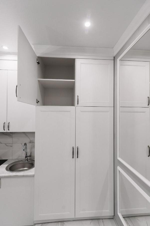 Royal Tower Vip Smart Apartments 1 Kiev Extérieur photo